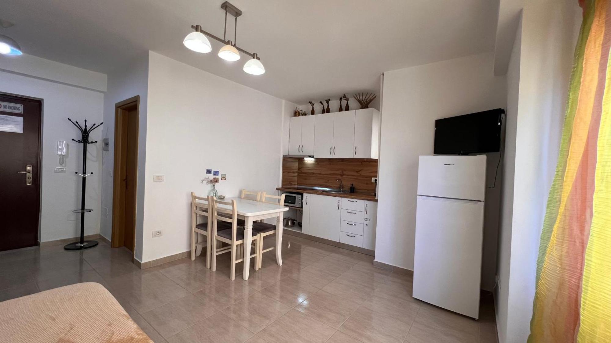 Mire Apartment Dıraç Dış mekan fotoğraf